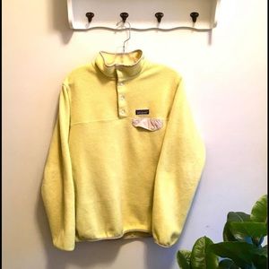 Patagonia Synchilla Fleece yellow